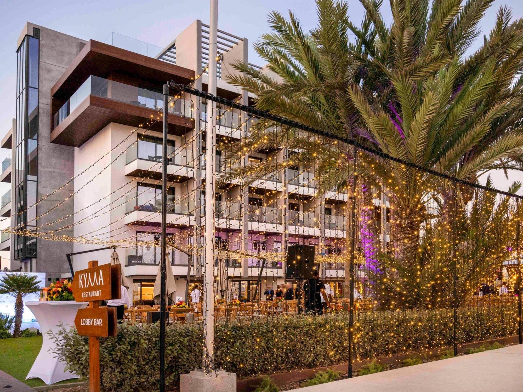 Mercure Larnaca Beach Resort エクステリア 写真