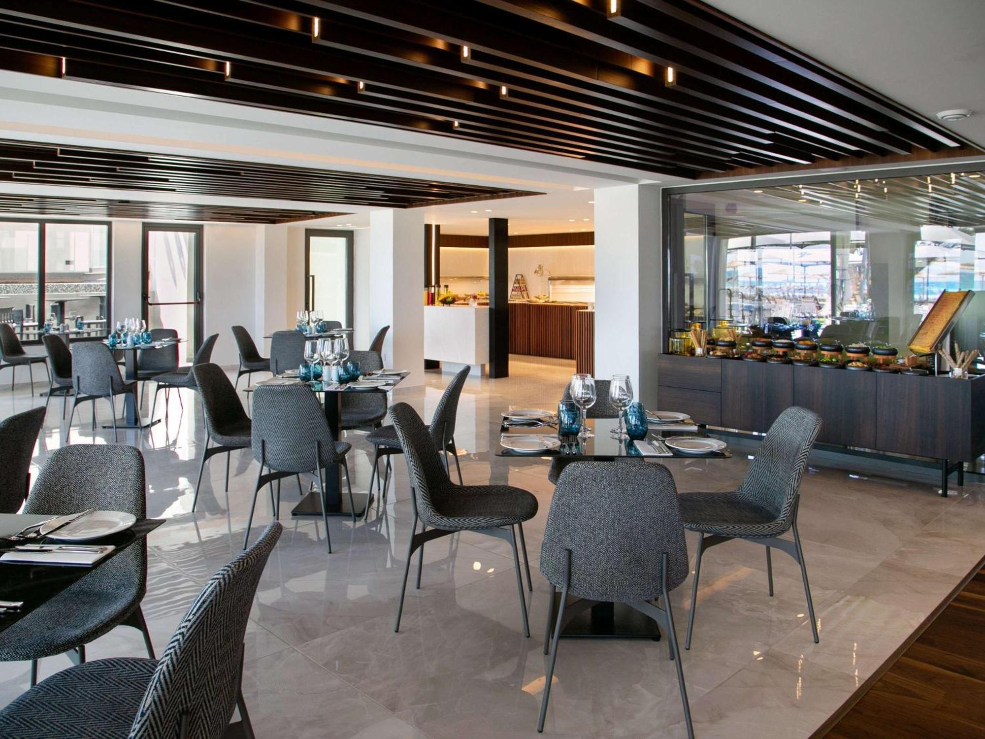 Mercure Larnaca Beach Resort エクステリア 写真