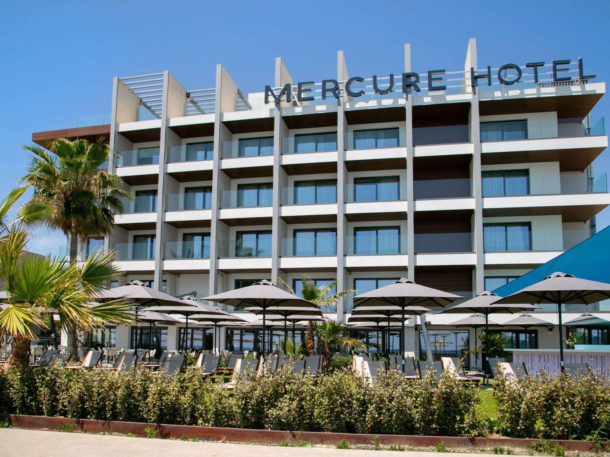 Mercure Larnaca Beach Resort エクステリア 写真